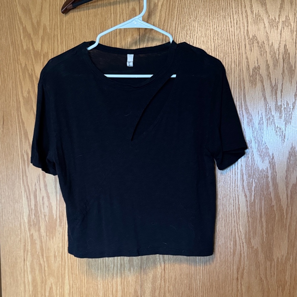 Elan Black Short Sleeve Tee with cutout